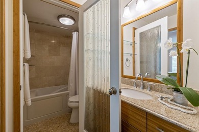 Kanoe Resort, also known as Kanoe Apartments, is an 18-unit very - photo 25