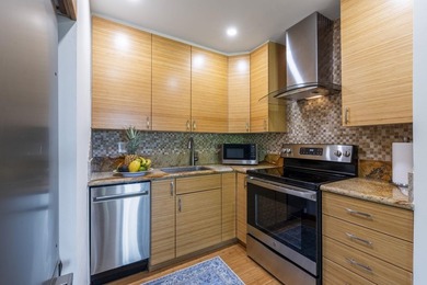 Kanoe Resort, also known as Kanoe Apartments, is an 18-unit very - photo 29