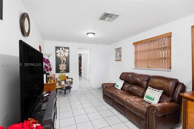 Stunning location! This duplex is a hidden gem, perfectly - photo 31