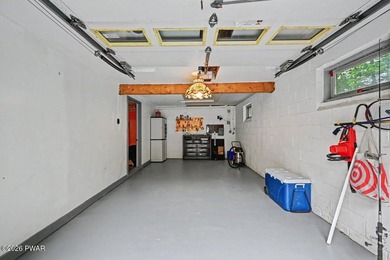 Tucked away in the sought after Hideout community sits this 3 - photo 5