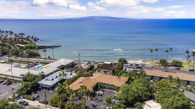Kanoe Resort, also known as Kanoe Apartments, is an 18-unit very - photo 35