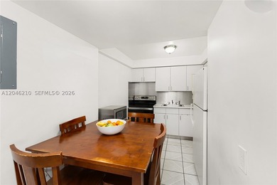 Stunning location! This duplex is a hidden gem, perfectly - photo 42
