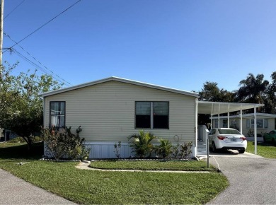 Lake Eustis Home For Sale in Tavares Florida