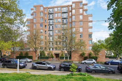 Live in luxury at The Legends with this thoughtfully updated