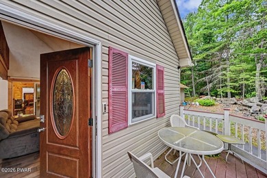 Beautifully updated 3BR/3BA home situated on over an acre in - photo 6