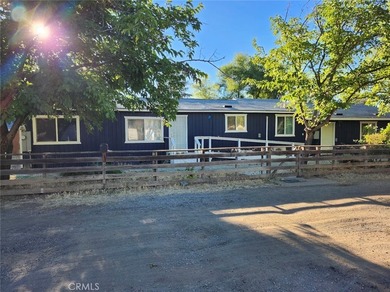 Enjoy Living Near Clearlake's Downtown, Austin Park, Burns - photo 2