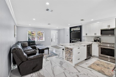 Under contract-accepting backup offers. Welcome to this - photo 11