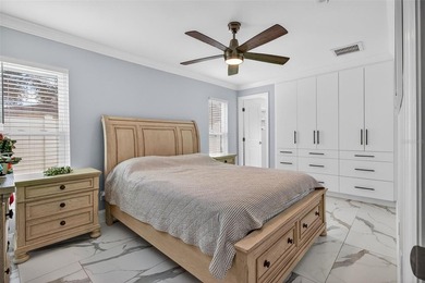 Under contract-accepting backup offers. Welcome to this - photo 12