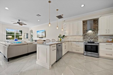 Designed with a timeless aesthetic that is truly Palm Beach chic - photo 16