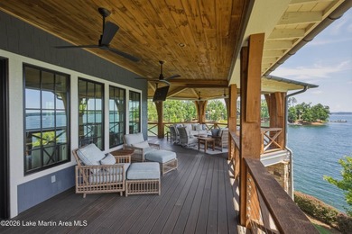 A DIAMOND VIEW designed for gathering without feeling crowded - photo 18