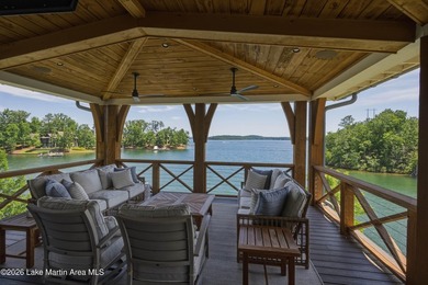 A DIAMOND VIEW designed for gathering without feeling crowded - photo 21