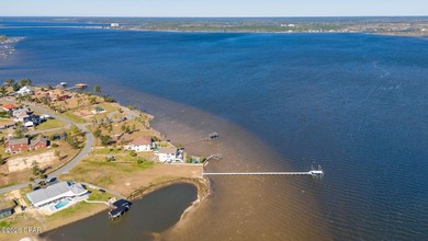 A rare stretch of North Bay shoreline sets the stage for - photo 30