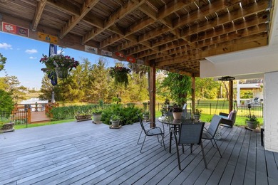 Make sure to watch the virtual tour! Set on the creek with your - photo 34