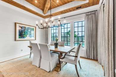 A DIAMOND VIEW designed for gathering without feeling crowded - photo 45