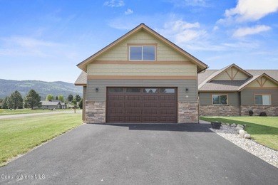 Experience luxury living in this stunning 2305 SF Town Home - photo 2