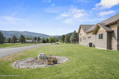 Experience luxury living in this stunning 2305 SF Town Home - photo 4