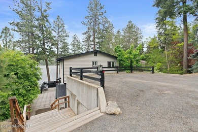 Welcome to your ultimate lakeside retreat on the coveted shores - photo 2