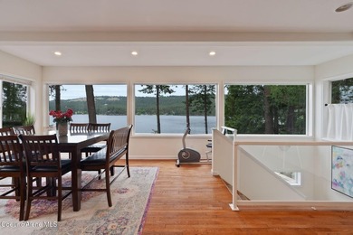 Welcome to your ultimate lakeside retreat on the coveted shores - photo 3