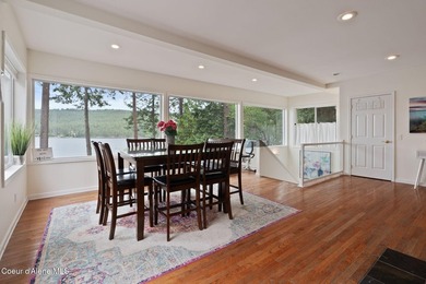 Welcome to your ultimate lakeside retreat on the coveted shores - photo 4