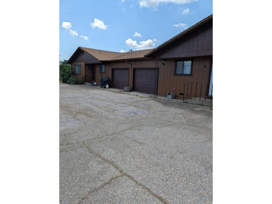 Nice Duplex in Desirable Lake California Community! This is in a - photo 1