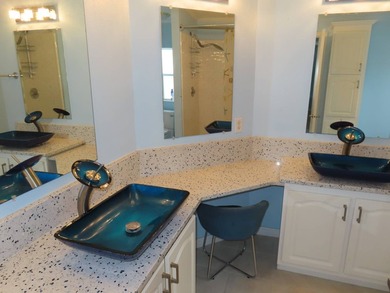 Are you looking for a home on a quiet Cul-De-Sac street with a - photo 11