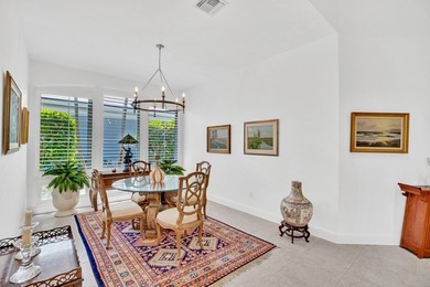 Elegant Oak Harbor, Bermuda style architecture set on a fabulous - photo 12