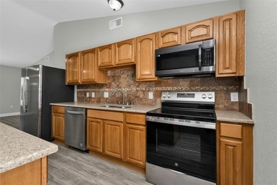 Under contract-accepting backup offers. Welcome to 3021 - photo 14