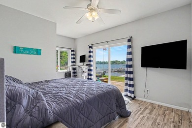 Enjoy effortless lakefront living in this completely remodeled - photo 15