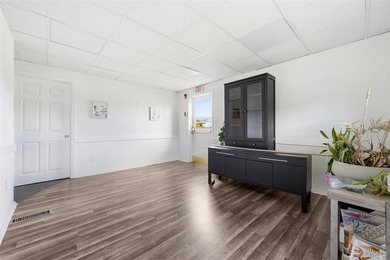 Exceptional 6.48-acre mixed-use investment opportunity offering - photo 7
