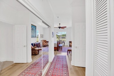 Elegant Oak Harbor, Bermuda style architecture set on a fabulous - photo 21