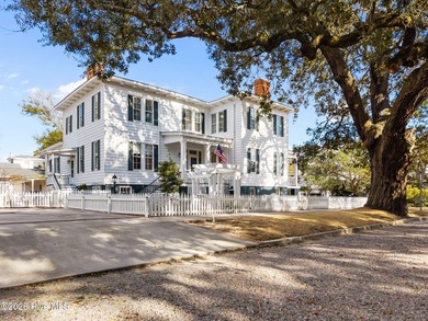 Your iconic Southport estate offers a rare opportunity to own - photo 8