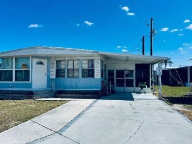 Lake Gross Home For Sale in Winter Haven Florida