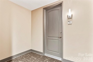 Walking distance to uptown from this Royal Court 10th floor unit - photo 8