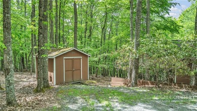 Perched high in the cool mountain air of Beech Mountain, this - photo 6