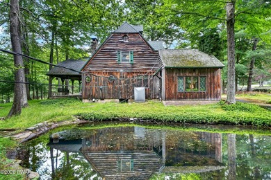 Lake Wallenpaupack Home Sale Pending in Greentown Pennsylvania