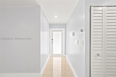 Modern vibes, smart upgrades! Tastefully updated 3-bedroom - photo 15