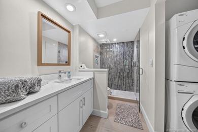Welcome to your dream waterfront retreat! This beautifully - photo 17