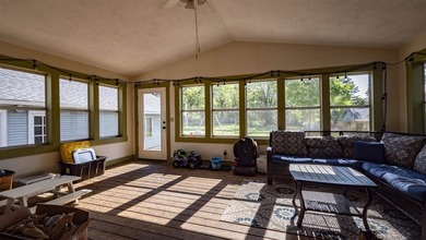 Come view this move-in ready 2-bed, 1.5-bath ranch with spacious - photo 18