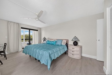 Welcome to your dream waterfront retreat! This beautifully - photo 20