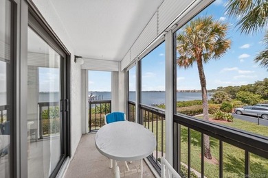 Welcome to your dream waterfront retreat! This beautifully - photo 23