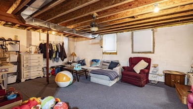 Come view this move-in ready 2-bed, 1.5-bath ranch with spacious - photo 24