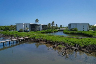 Welcome to your dream waterfront retreat! This beautifully - photo 28