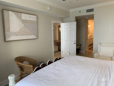 Rare Beach Club Opportunity! RENOVATED! Located on the 19th - photo 30