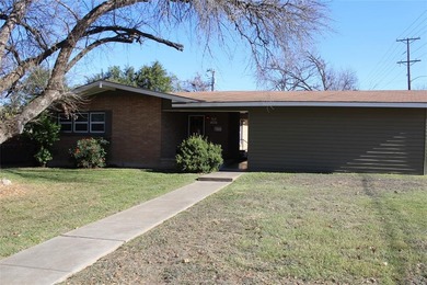 Lake Waco Home For Sale in Waco Texas
