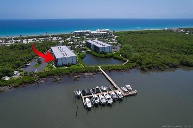 Welcome to your dream waterfront retreat! This beautifully - photo 31