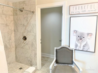Rare Beach Club Opportunity! RENOVATED! Located on the 19th - photo 32