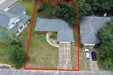 Welcome to this beautiful 3-bedroom 2-bath residence nestled in - photo 34