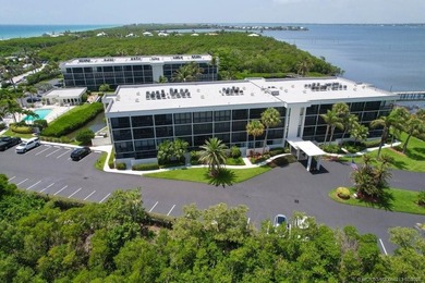 Welcome to your dream waterfront retreat! This beautifully - photo 36