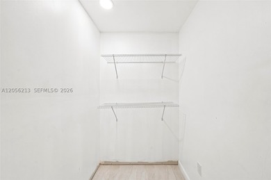 Modern vibes, smart upgrades! Tastefully updated 3-bedroom - photo 37