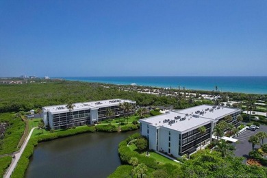 Welcome to your dream waterfront retreat! This beautifully - photo 37